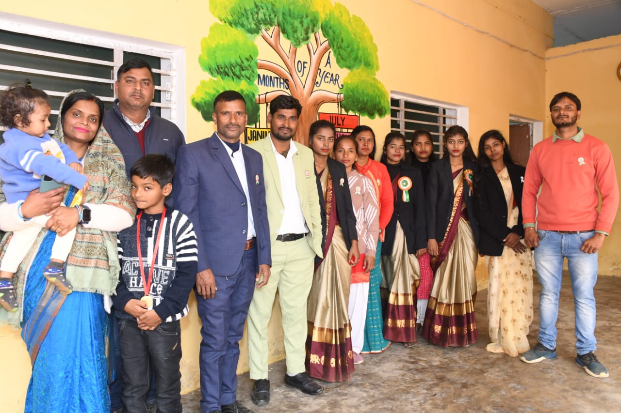 Teachers Group Photo 2